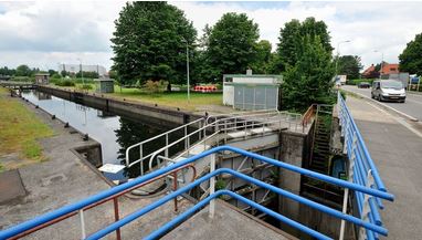 Sluis bij Dieren

